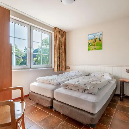 Hébergement de vacances Pleasant Holiday In Cochem With Balcony And Garden *
