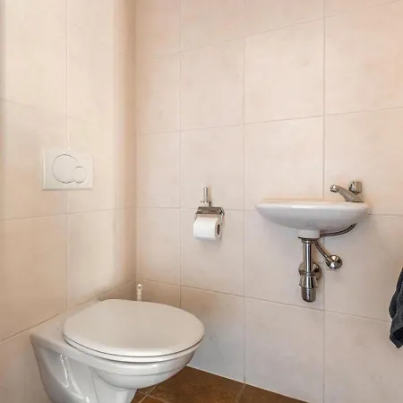 Pleasant Holiday In Cochem With Balcony And Garden Hébergement de vacances