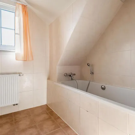 Pleasant Holiday In Cochem With Balcony And Garden Hébergement de vacances *